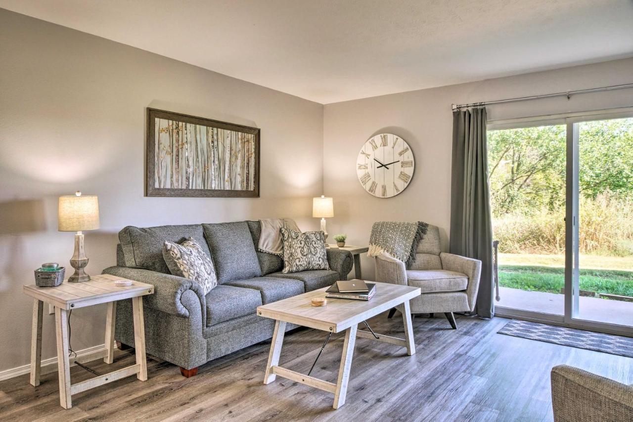 Cozy Condo With Pool Access, 5 Mi To Table Rock Lake Branson Exterior photo